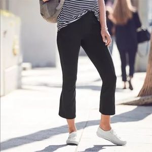 Athleta  XS Black metro crop kick flare NWT